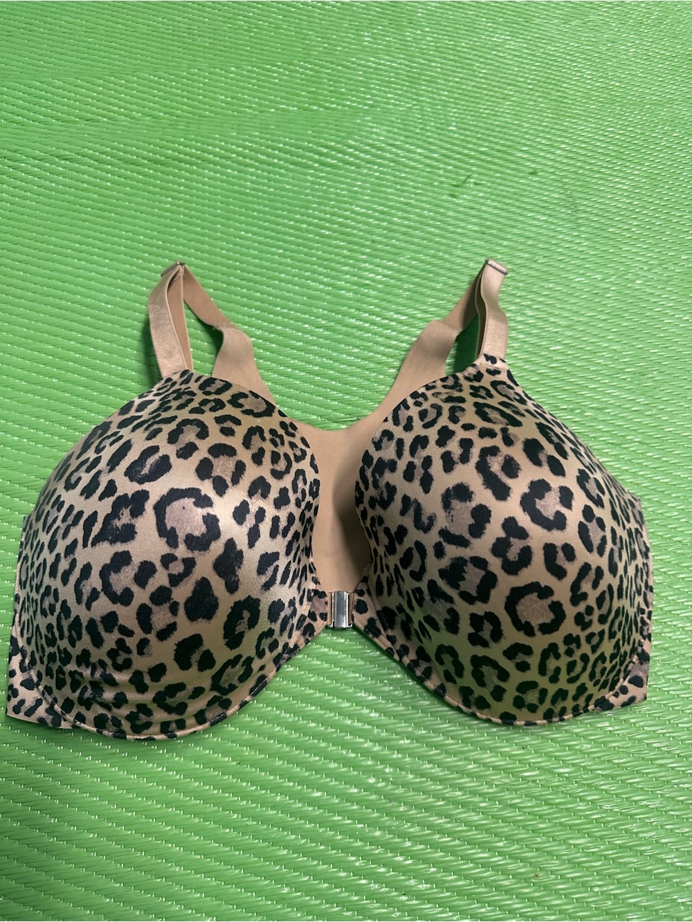 Soma Leopard Print Front-Close Bra in Beige and Black